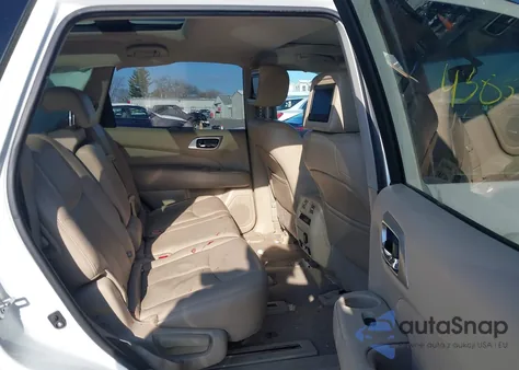 2014 Nissan Pathfinder Platinum z USA, uszkodzony, nr VIN 5N1AR2MM6EC711643